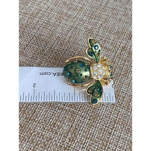 Joan Rivers Large GREEN COSMIC BEE PIN Bug Brooch Crystal Rhinestones - Picture 11 of 12
